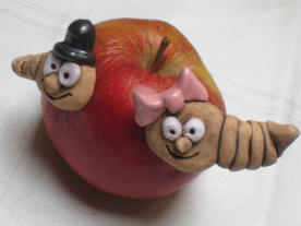 Zierde für die Obstschale